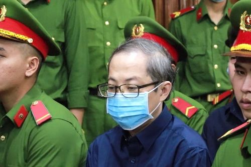 Cựu Giám đốc Bệnh viện Thủ Đức bị đề nghị 21-23 năm tù