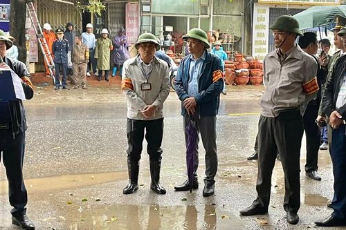 Huyện Thường Tín cưỡng chế công trình 'tọa lạc' trên kênh tiêu 71