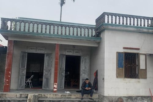 Hai người bị thương nặng nghi do tự chế pháo nổ
