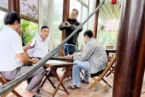 Bắt quả tang một phóng viên 'vòi' tiền doanh nghiệp