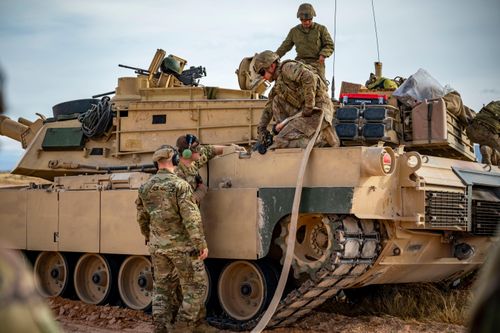 Lầu Năm Góc kêu gọi khi xe tăng M1A1 Abrams đầu tiên có thể bị hỏa thiêu