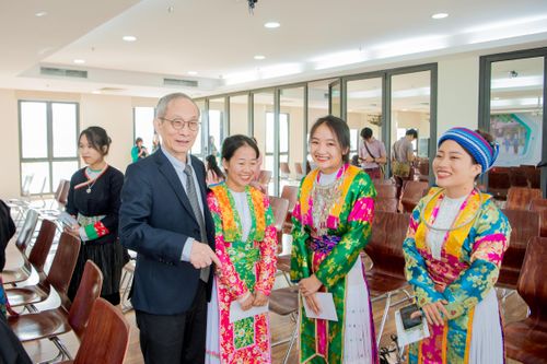 Trường tư thục ở Hà Nội hỗ trợ học bổng đào tạo giáo viên Tiếng Anh vùng cao
