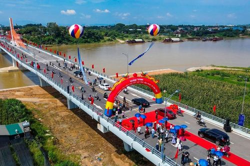Vĩnh Phúc hoàn thiện hệ thống hạ tầng, tạo bước đột phá tăng trưởng kinh tế