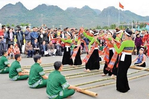 Xây dựng và thực hiện hương ước, quy ước: Không ngừng phát huy vai trò tự quản của cộng đồng dân cư