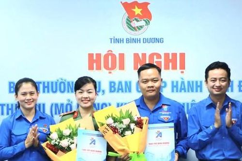Công bố quyết định của Trung ương Đoàn về công tác nhân sự tại Bình Dương