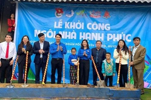 Xây dựng Ngôi nhà hạnh phúc và Trường đẹp cho em