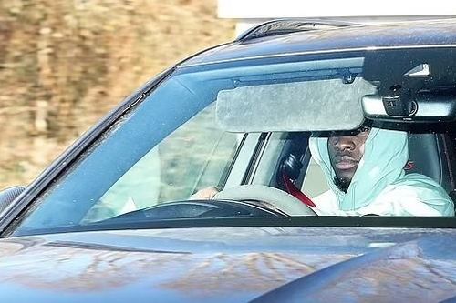 Dàn sao MU ủ rũ trở lại tập luyện sau trận hòa như thua Galatasaray