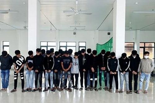 Phê chuẩn khởi tố nhiều bị can về tội 'gây rối trật tự công cộng'