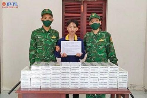 Liên tiếp bắt 4 vụ buôn lậu thuốc lá điếu và đường cát qua biên giới An Giang