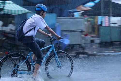 Không khí lạnh tăng cường, khu vực miền Trung mưa lớn trên diện rộng