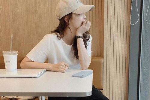 Lương 7 triệu đồng phải chắt bóp đủ kiểu để có tiền biếu gia đình