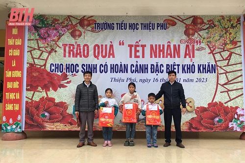 Hướng đến những mảnh đời khó khăn