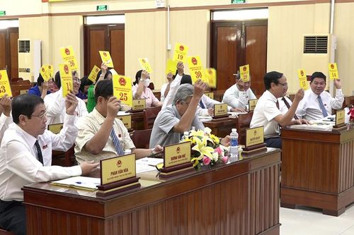 HĐND TX. Tân Châu thông qua 5 nghị quyết chuyên đề