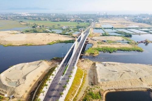 Lần theo dấu chân xưa