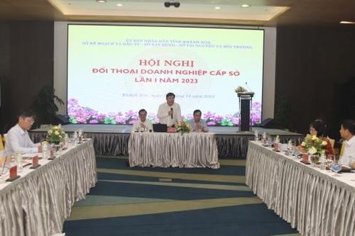 Lãnh đạo các sở đối thoại với hơn 100 doanh nghiệp