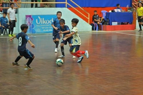 14 đội bóng tranh tài giải bóng đá lứa tuổi U11 tỉnh Khánh Hòa