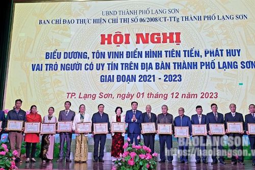Thành phố Lạng Sơn: Biểu dương, tôn vinh người có uy tín