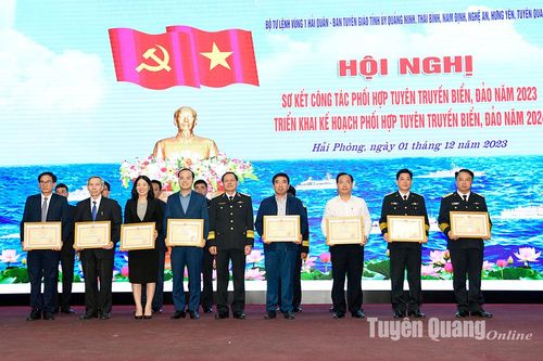 Sơ kết công tác phối hợp tuyên truyền biển đảo