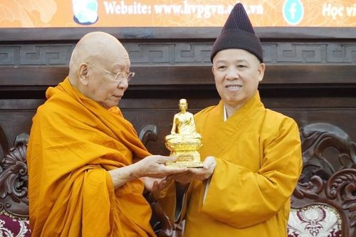 Đoàn Phật giáo An Nam tông và đại diện kiều bào tại Thái Lan thăm Học viện Phật giáo VN tại Hà Nội