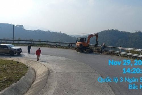 Chưa được cấp phép, nhà thầu tự ý thay thế hộ lan tôn sóng Quốc lộ 3