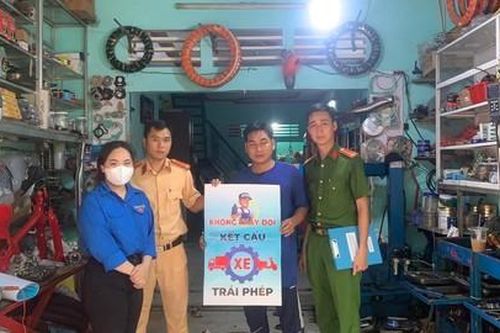 TPHCM: Nhiều tiệm sửa xe cam kết khi khách có yêu cầu 'độ xe', sẽ báo ngay cho công an
