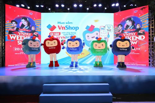 VnShop: Tính năng mua sắm online 'thống trị' nhiều ứng dụng ngân hàng