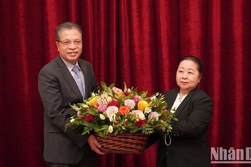 Đại sứ quán Việt Nam tại Nga chúc mừng 48 năm Quốc khánh Lào