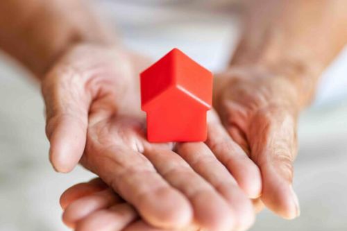 4 điều nên cân nhắc trước khi để lại tài sản cho con