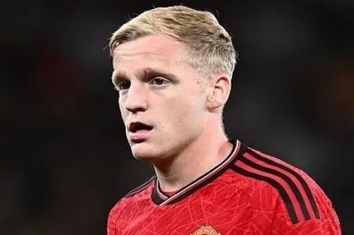 Chuyển nhượng cầu thủ mùa Đông: Donny van de Beek được phép rời MU
