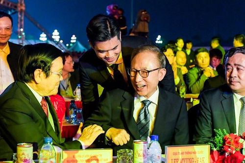 Cựu Tổng thống Hàn Quốc xúc động dự sự kiện kết nối Việt - Hàn ở Thái Bình