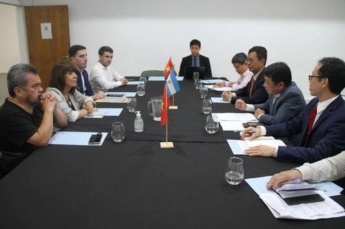 Việt Nam và các đảng chính trị Argentina hợp tác trao đổi công tác tuyên truyền