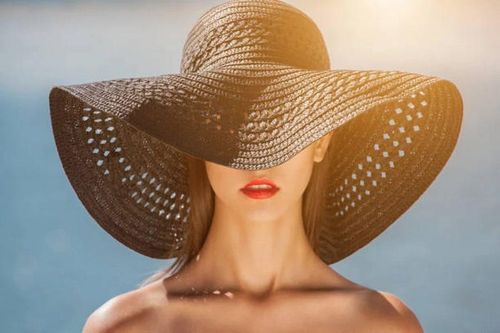 Chống nắng cho môi - quan trọng không kém chống nắng ở các vùng da khác