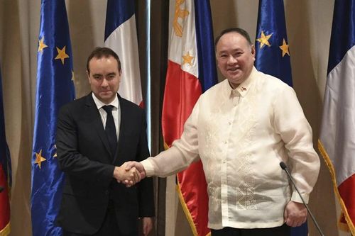 Philippines và Pháp nhất trí tăng cường hợp tác quốc phòng song phương