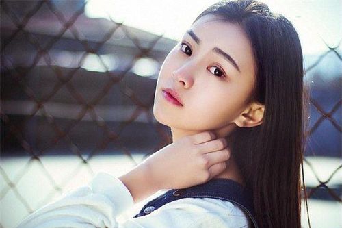 Phụ nữ có thể hi sinh nhiều thứ cho chồng nhưng tuyệt đối đừng bao giờ đánh đổi 3 điều này trong hôn nhân