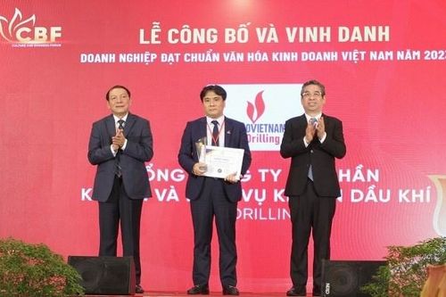 PV Drilling nhận giải 'Doanh nghiệp đạt chuẩn văn hóa kinh doanh Việt Nam năm 2023'