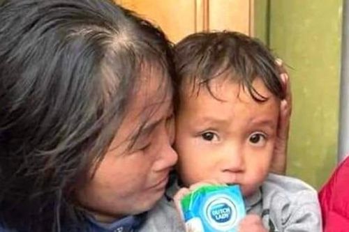 Tìm thấy cháu bé 2 tuổi sau 3 ngày mất tích ở Nghệ An