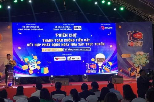 Đà Nẵng tổ chức Phiên chợ thanh toán không tiền mặt và phát động Ngày mua sắm trực tuyến Online Friday