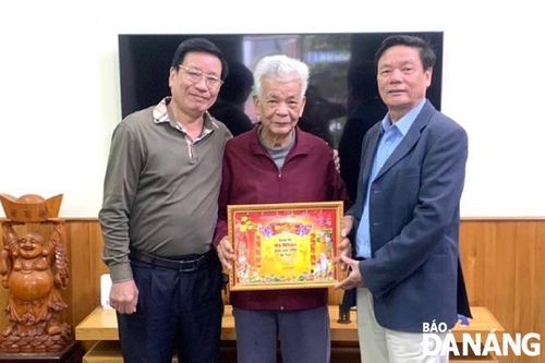 Cánh chim không mỏi