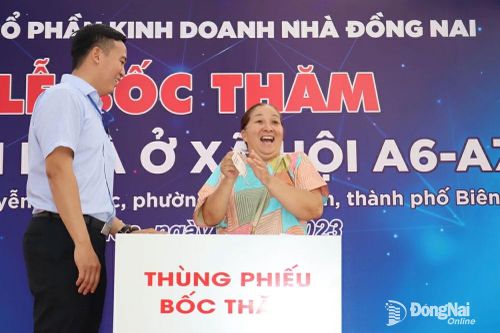 Có 348 người bốc thăm trúng quyền mua nhà ở xã hội 'hot' tại Biên Hòa