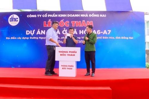 Hơn 700 người bốc thăm quyền mua dự án nhà ở xã hội 'hot' tại Biên Hòa