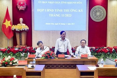 UBND tỉnh Khánh Hòa họp thường kỳ tháng 11