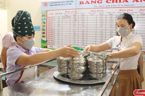Nâng cao chất lượng chăm sóc, giáo dục trẻ