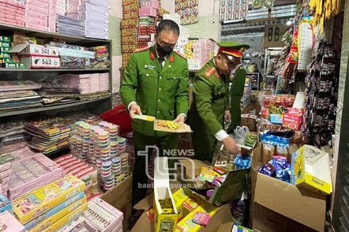 Công an TP. Thái Nguyên: Tạm giữ hàng trăm nghìn sản phẩm không rõ nguồn gốc xuất xứ