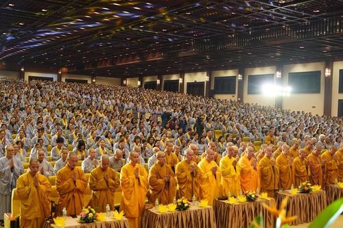 Ninh Bình: Khai mạc khóa tu Phật tử đạo tràng Pháp Hoa miền Bắc tại chùa Bái Đính
