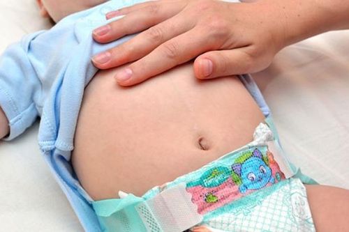 Cách xử trí chướng bụng đầy hơi ở trẻ nhanh chóng mẹ nên biết