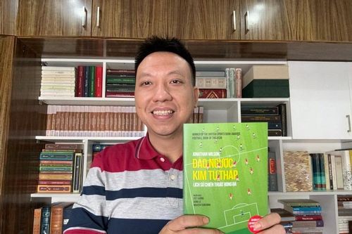 Lịch sử chiến thuật bóng đá