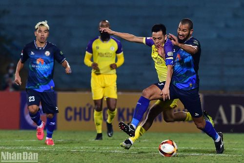 Hà Nội bất ngờ thua 0-1 Bình Định
