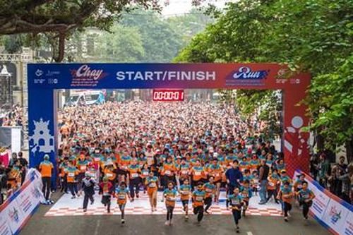 Gần 1.700 người tham gia Giải chạy 'Vì một Việt Nam không có bạo lực với phụ nữ và trẻ em gái' năm 2023