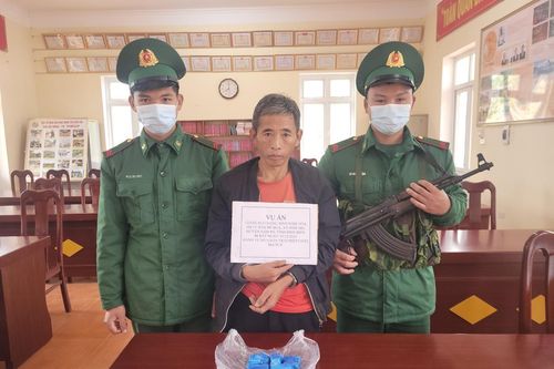 Bắt giữ đối tượng mua bán trái phép chất ma túy
