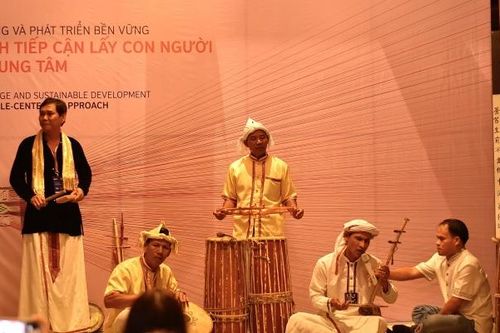 Giới thiệu âm nhạc Chăm tại Khu di tích Văn Miếu – Quốc Tử Giám